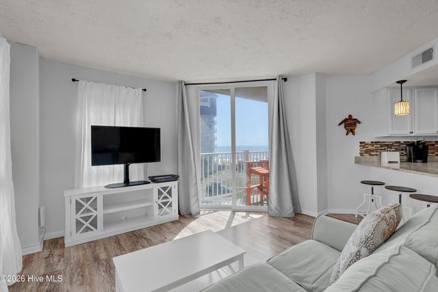 2000 New River Inlet Road 1214, N Topsail Beach, NC 28460
