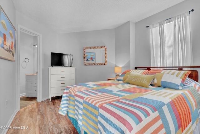 2000 New River Inlet Road 1214, N Topsail Beach, NC 28460