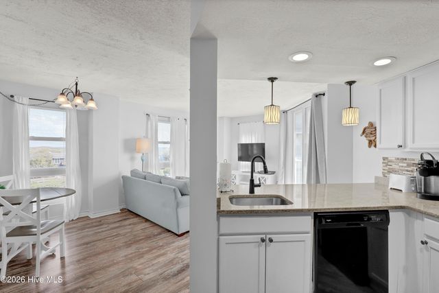 2000 New River Inlet Road 1214, N Topsail Beach, NC 28460