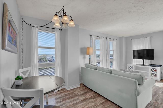 2000 New River Inlet Road 1214, N Topsail Beach, NC 28460