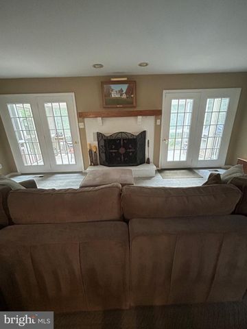 307 SPINDLE LN, West Chester, PA 19380