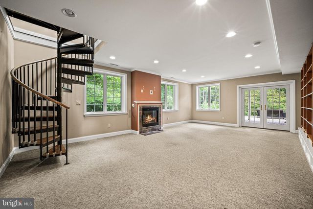 307 SPINDLE LN, West Chester, PA 19380