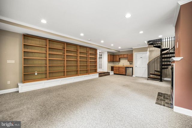 307 SPINDLE LN, West Chester, PA 19380