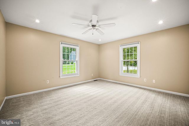 307 SPINDLE LN, West Chester, PA 19380