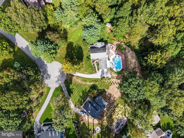 307 SPINDLE LN, West Chester, PA 19380