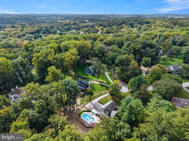 307 SPINDLE LN, West Chester, PA 19380