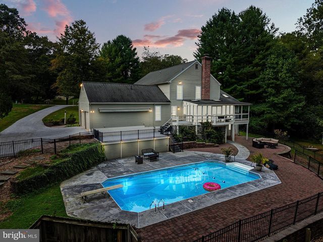 307 SPINDLE LN, West Chester, PA 19380