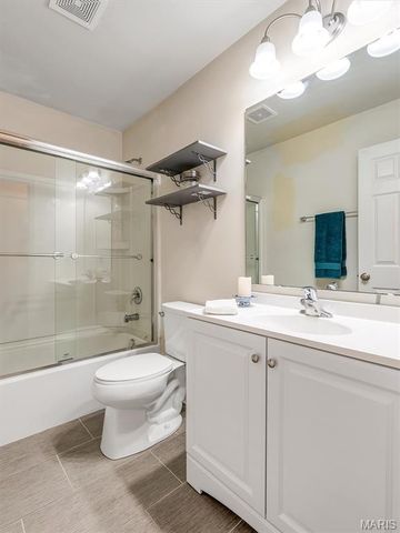17456 Wyman Ridge Drive, Eureka, MO 63025