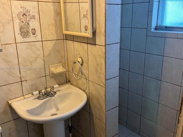 12600 Country Club Lane, Miami, FL 33167