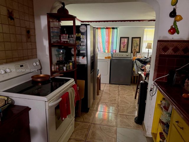 12600 Country Club Lane, Miami, FL 33167