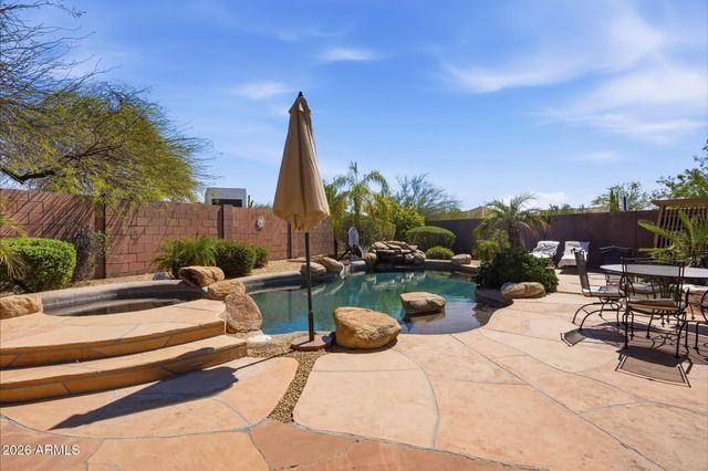 6117 E PALOMINO Lane, Scottsdale, AZ 85266