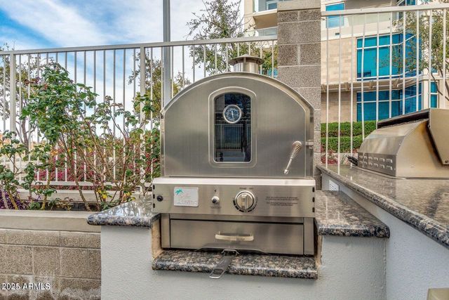 140 E RIO SALADO Parkway 509, Tempe, AZ 85281