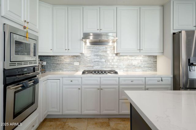 140 E RIO SALADO Parkway 509, Tempe, AZ 85281