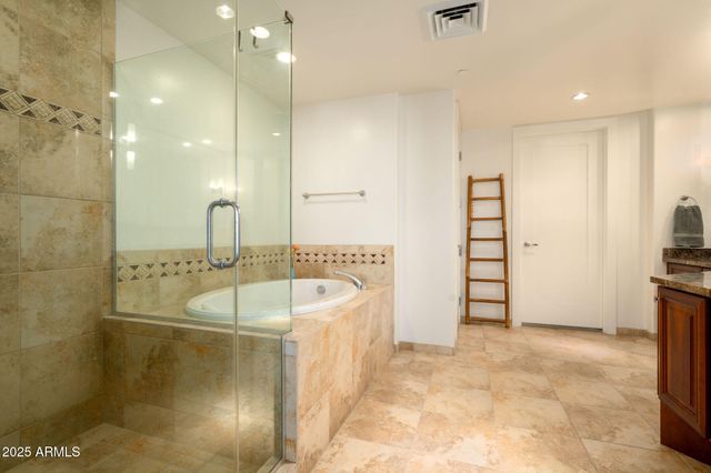 140 E RIO SALADO Parkway 509, Tempe, AZ 85281