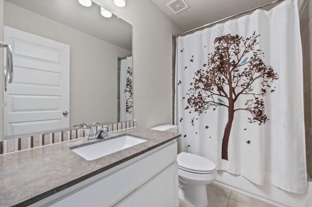 17011 Burke Lake Lane, Houston, TX 77044