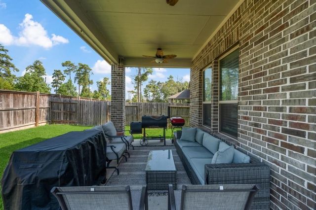 17011 Burke Lake Lane, Houston, TX 77044