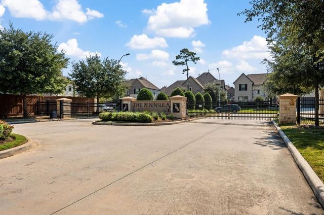 17011 Burke Lake Lane, Houston, TX 77044