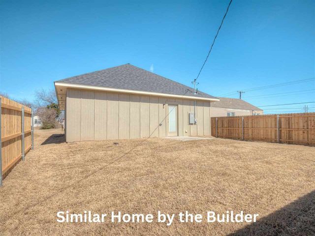 2504 SW H Ave, Lawton, OK 73505