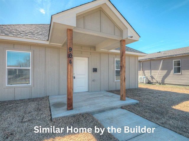 2504 SW H Ave, Lawton, OK 73505