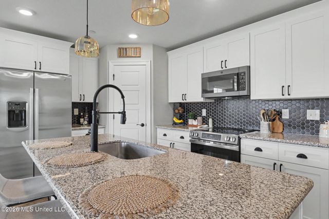 85008 Lani Court, Diamondhead, MS 39525