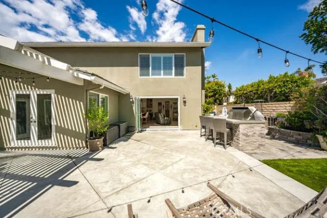 16332 Spartan Circle, Huntington Beach, CA 92649