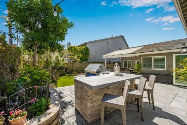 16332 Spartan Circle, Huntington Beach, CA 92649
