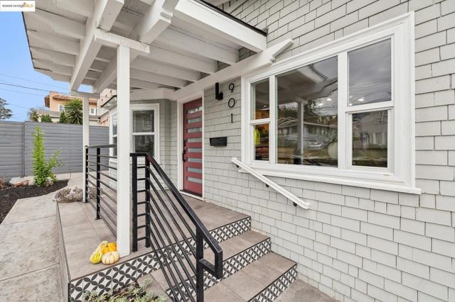 901 E 28th St, Oakland, CA 94610