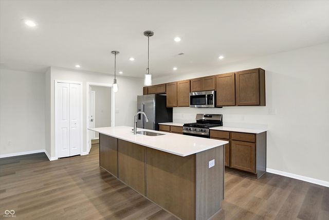 134 Maxim Court, Cumberland, IN 46229