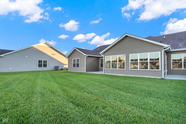 134 Maxim Court, Cumberland, IN 46229