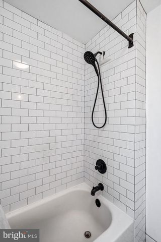 1832 S SARTAIN ST, Philadelphia, PA 19148