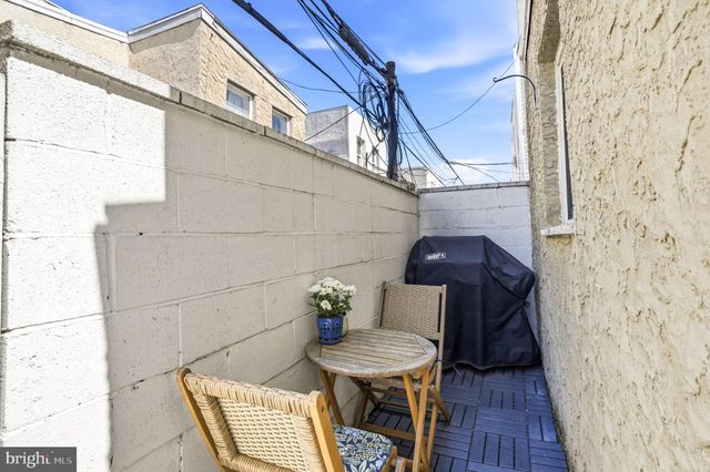 1832 S SARTAIN ST, Philadelphia, PA 19148