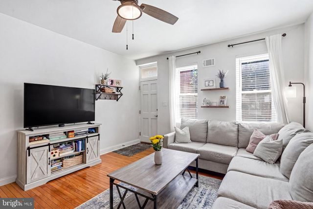 1832 S SARTAIN ST, Philadelphia, PA 19148
