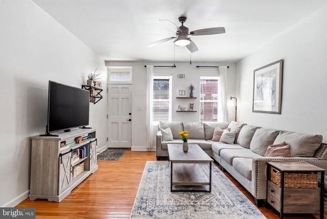 1832 S SARTAIN ST, Philadelphia, PA 19148