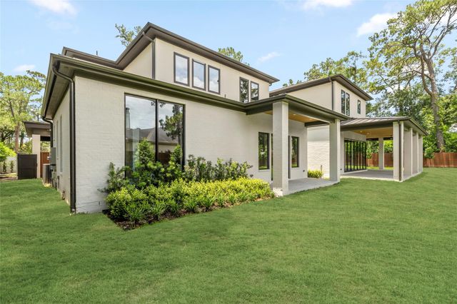 710 Glen Echo Lane, Houston, TX 77024