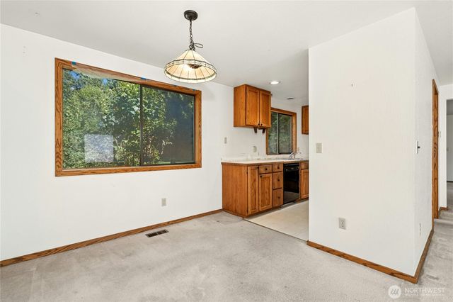 18515 NE 143rd Place, Woodinville, WA 98072