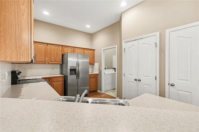 15671 S Hillside Street 2303, Olathe, KS 66062