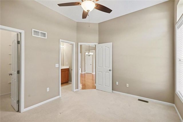 15671 S Hillside Street 2303, Olathe, KS 66062