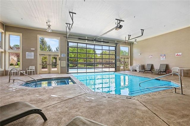 15671 S Hillside Street 2303, Olathe, KS 66062