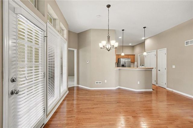 15671 S Hillside Street 2303, Olathe, KS 66062