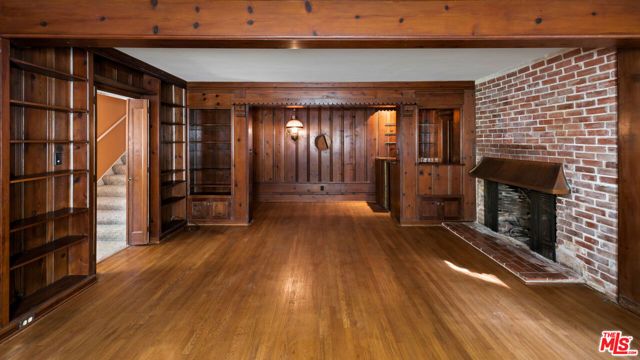 501 Woodruff Avenue, Los Angeles, CA 90024