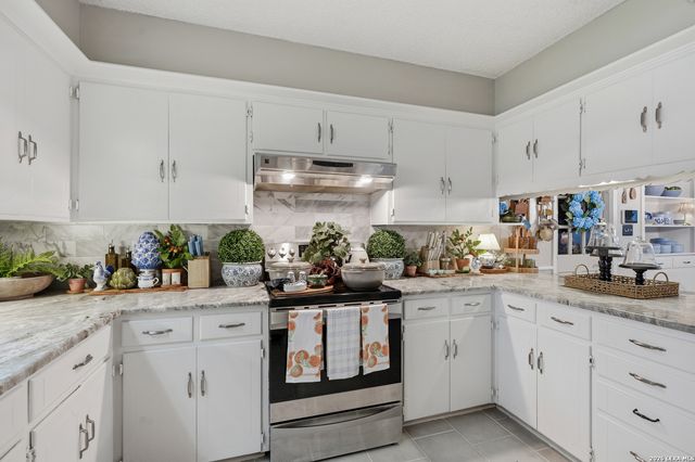 910 Oakridge, Pleasanton, TX 78064