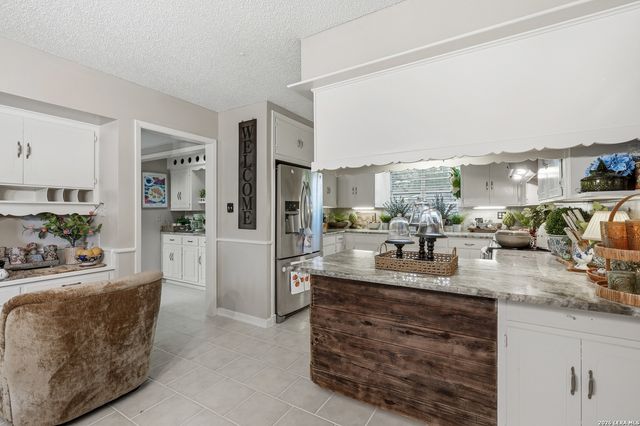 910 Oakridge, Pleasanton, TX 78064