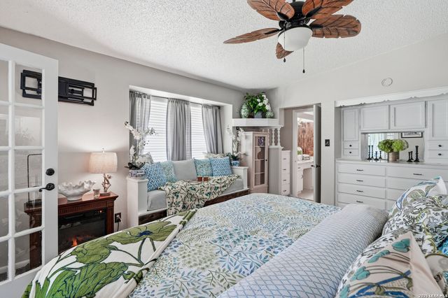 910 Oakridge, Pleasanton, TX 78064