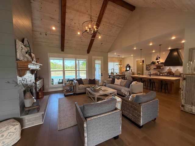 6900 SALEM DR, Lakeland, TN 38002