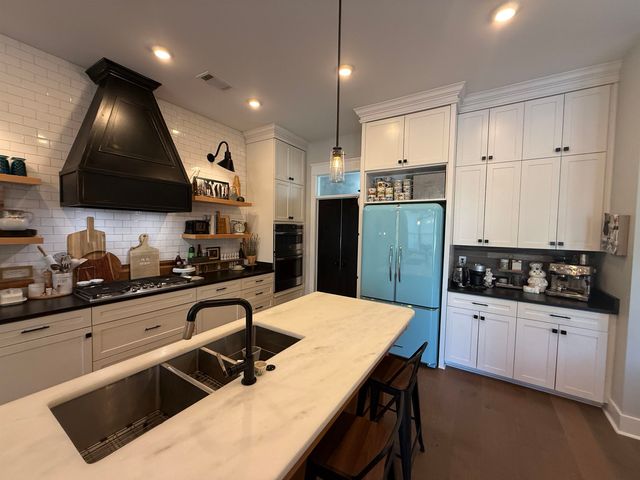 6900 SALEM DR, Lakeland, TN 38002