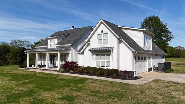 6900 SALEM DR, Lakeland, TN 38002