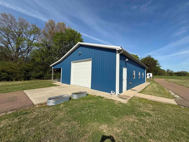 6900 SALEM DR, Lakeland, TN 38002
