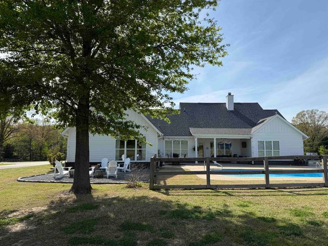 6900 SALEM DR, Lakeland, TN 38002