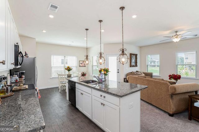 113 Waterside Drive, Calhoun, GA 30701