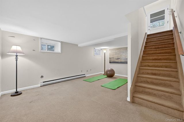 17 Townsend Boulevard, Pawling, NY 12564